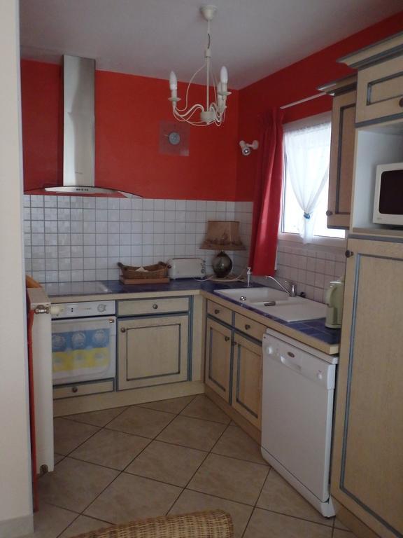 Le Moulin Des Pres Avec Terrasse Apartment Везул Стая снимка